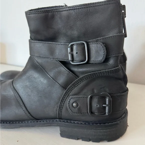 ALDO -Men's Black Leather Ankle Boots - Picture 4 of 6